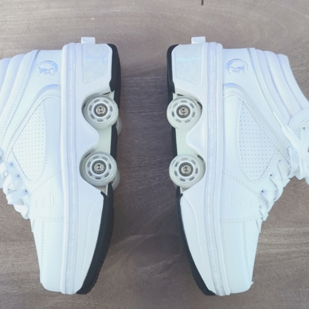 Adult (Women's) Shoe Skates